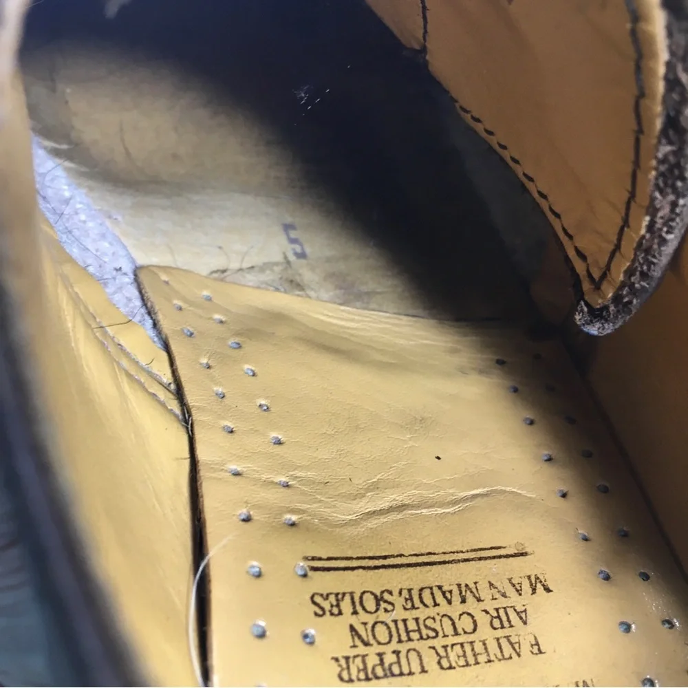 Dr. Doc Martens 1561 England Chunky Crazy Horse Leather Women’s Shoes Vintage 7